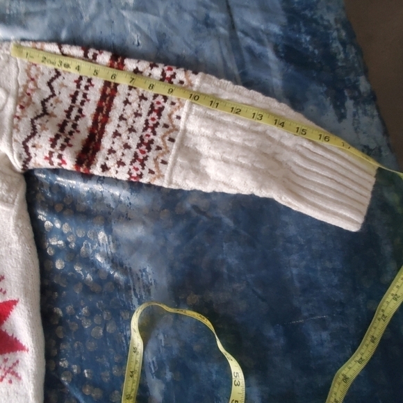 American Eagle Women' Sweater Cream & Black Pullover - Picture 3 of 6